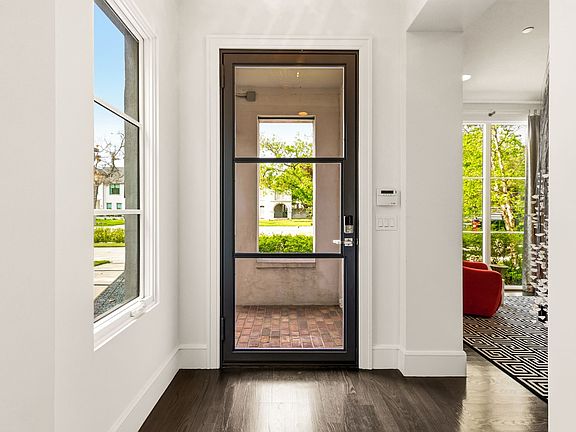 4th image of 4417 University Blvd #B
