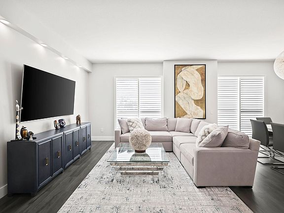 4th image of 2631 NE 14th Avenue #304