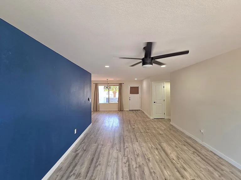 5835 E Acoma Dr — Photo 6