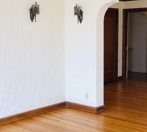 4th image of 2817 Buckingham Rd APT 3