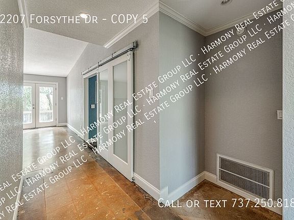 3rd image of 12207 Forsythe Dr #5