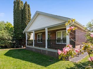 34758 Clayburn Rd, Abbotsford, BC V2S 7Y9