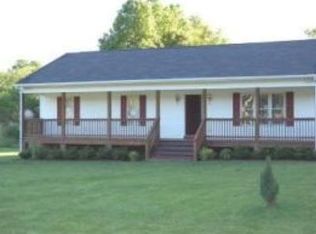 7218 Hopkins Rd, North Chesterfield, VA 23237