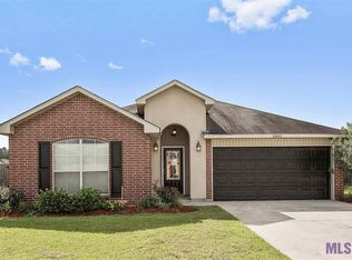 26046 Wimbledon Dr, Denham Springs, LA 70726