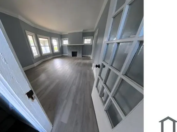 3220 E 119th St, Cleveland, OH 44120