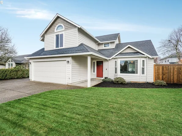 1352 SE 12th Loop, Canby, OR 97013