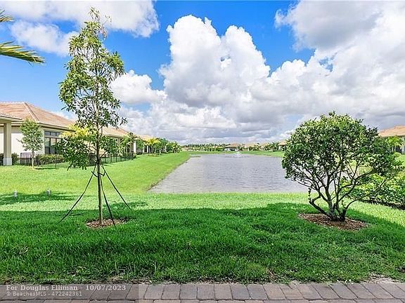 2nd image of 9125 Leon Cir