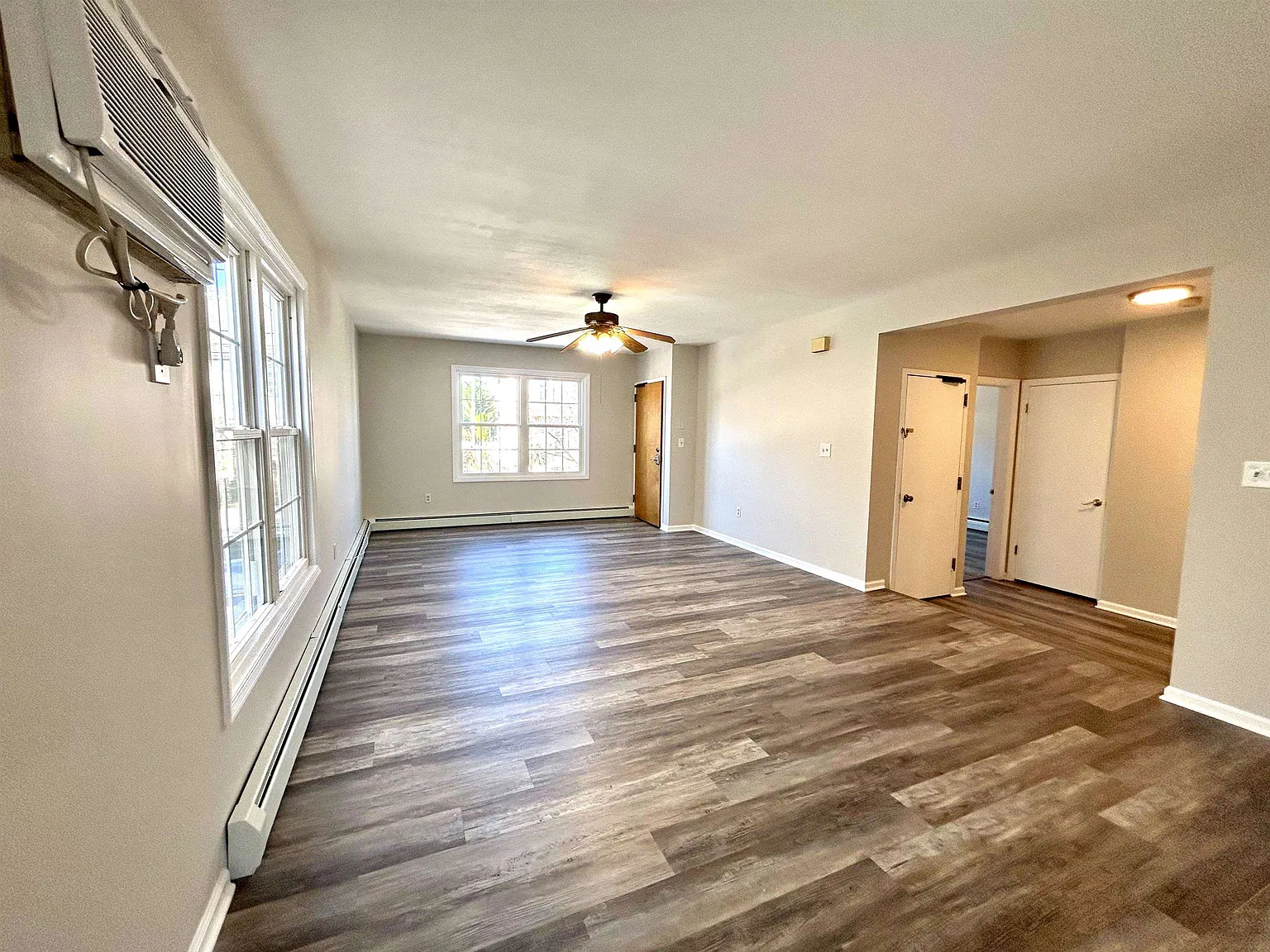 2 bed, 1.0 bath, $2,250 — Photo 3