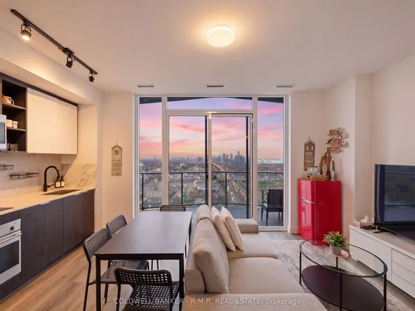 36 Zorra St #2707, Toronto, ON M8Z 0G5