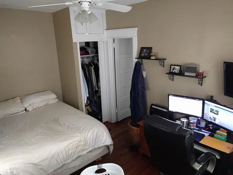 2461 Norwood Ave #1 — Photo 10