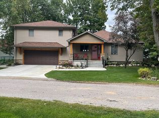 154 Sunset Point, Cadillac, MI 49601