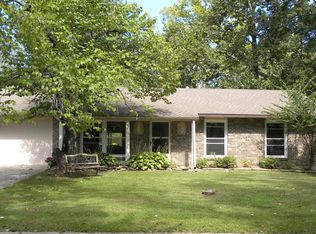 821 W Prairie Ln, Columbia, MO 65202