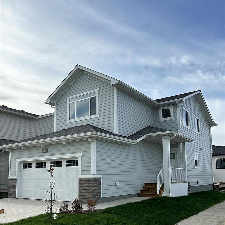 1st image of 535 Traeger MANOR