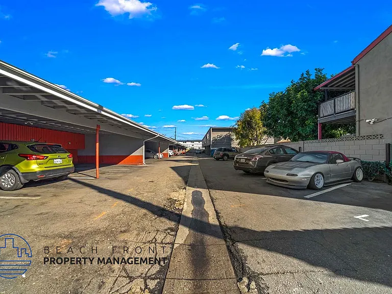 1021 N. Flower St. — Photo 19