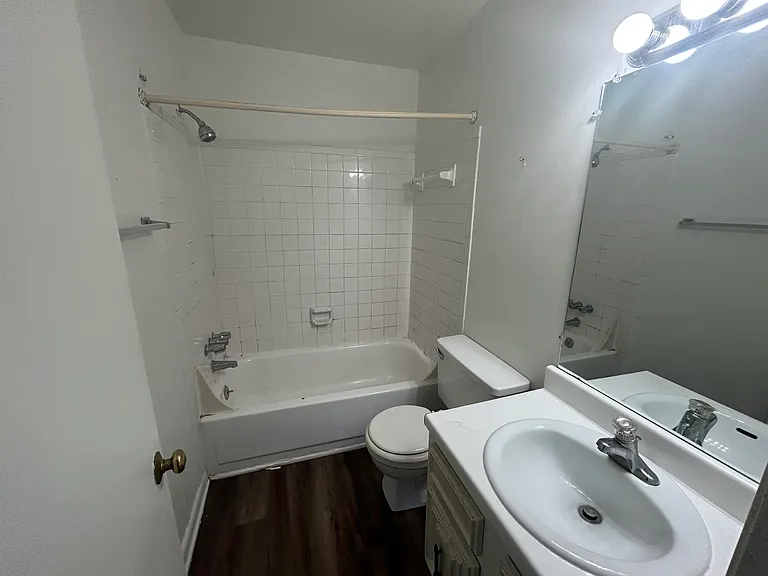 5149 Overland Dr #E — Photo 9