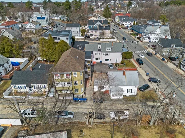 1-3 Ingalls Ct #&-164-164a, Methuen, MA 01844