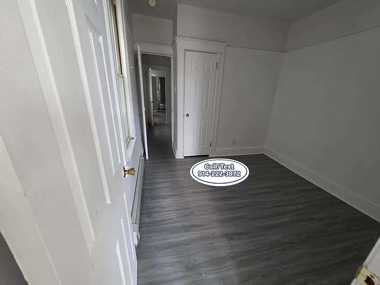 21 Knowles St #2 — Photo 6