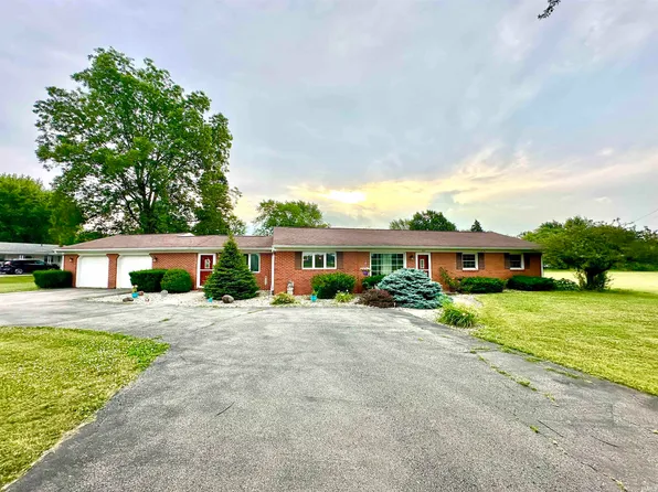 502 Allen Dr, Sweetser, IN 46987