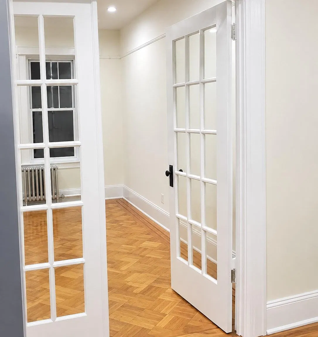 2 bed, 650 sqft, $2,500 — Photo 1