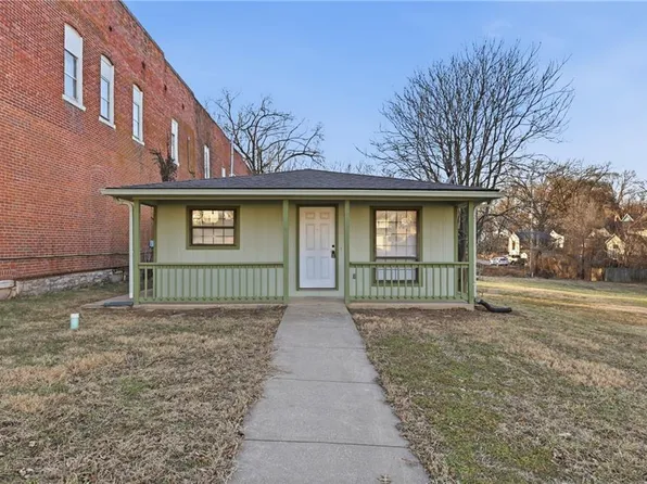 1416 5th Ave, Leavenworth, KS 66048