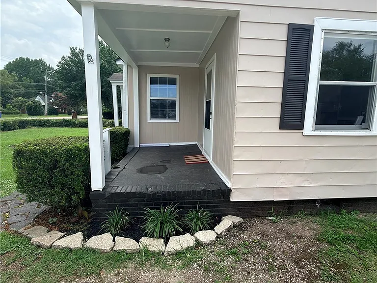 200 Roxie Ave — Photo 26