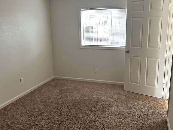 2nd image of 32120 Avenue D Unit 4