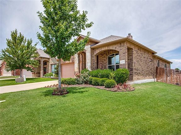 2nd image of 3065 San Fernando Dr
