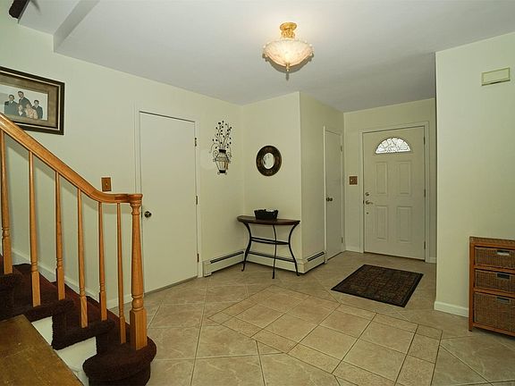 4th image of 149 Caldwell Ave