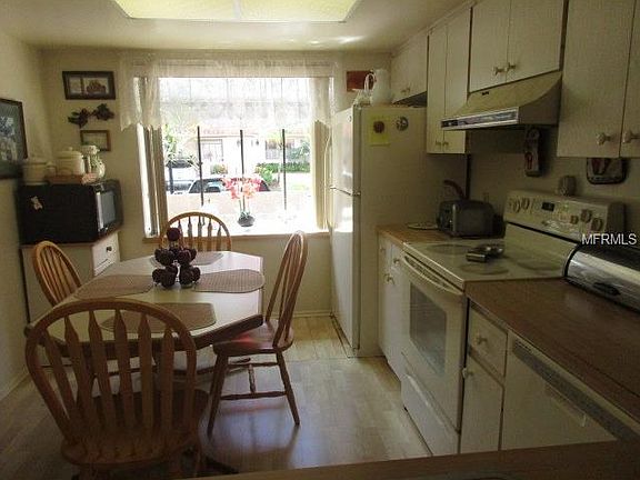 3rd image of 19029 Us Highway 19 N APT 16A