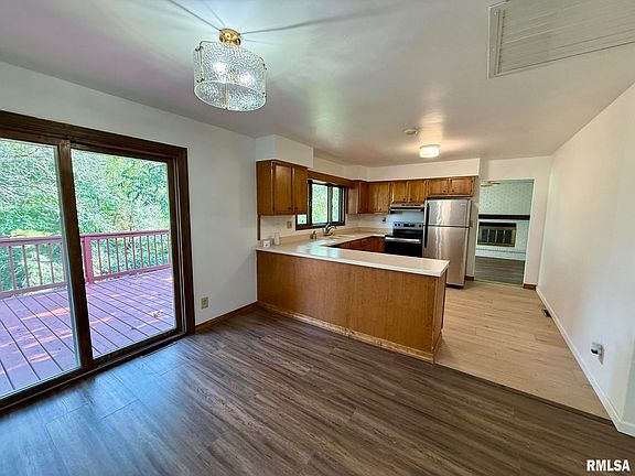 5th image of 165 Birch Rd