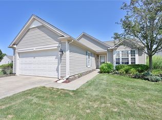 9429 Grist Mill Dr, North Ridgeville, OH 44039