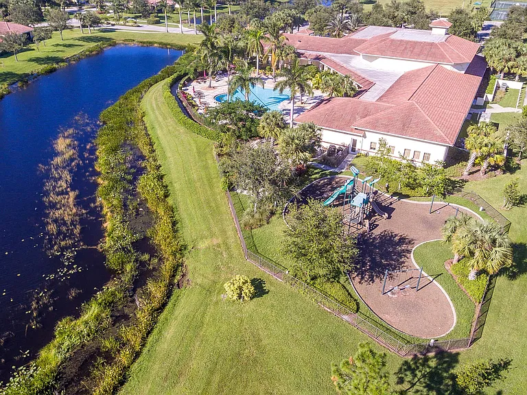 8060 Kiawah Trce — Photo 39