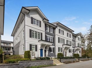 2070 Oak Meadows Dr #31, Surrey, BC V3Z1J1