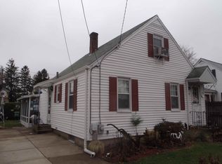 58 Sherwood St, Cranston, RI 02920
