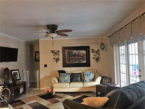 3rd image of 1003 Littlewood Ct