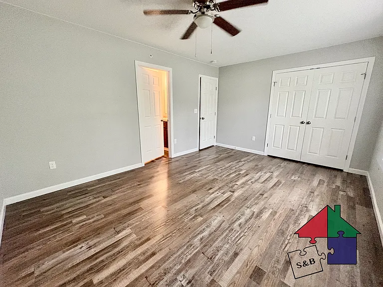 39 Cornelia Ct — Photo 22