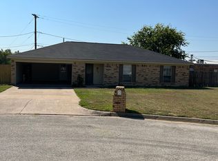 125 Brazil Ct, Hurst, TX 76054