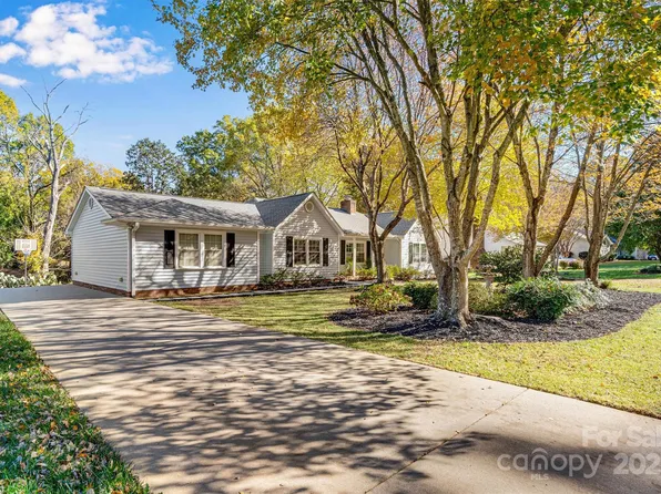 404 Southland Rd, Huntersville, NC 28078