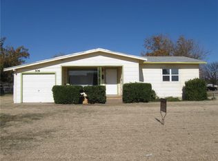 309 E Elm St, Altus, OK 73521