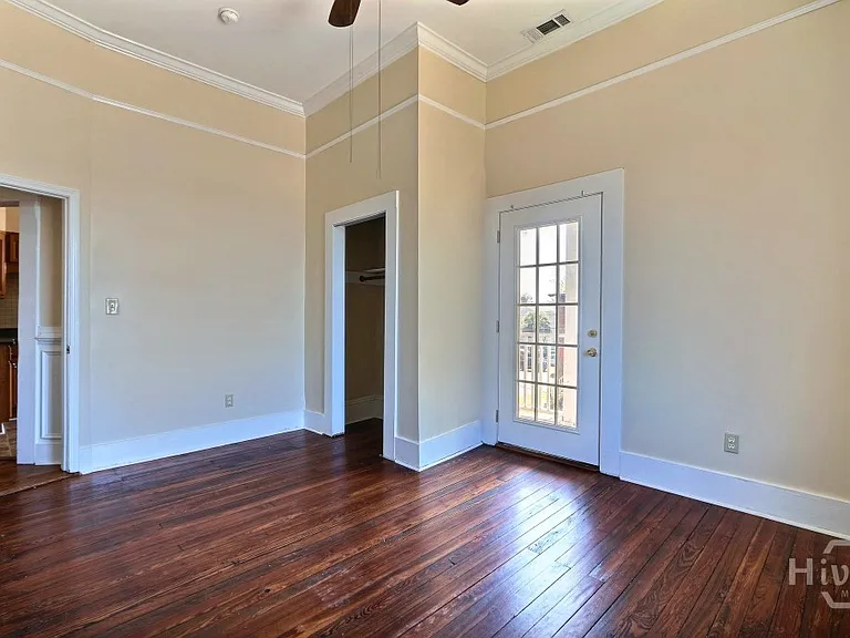 315 W Gwinnett St — Photo 22