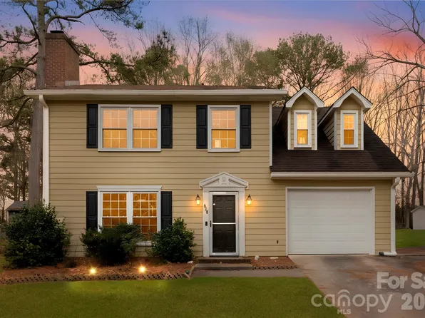 618 Tryon Pl, Gastonia, NC 28054