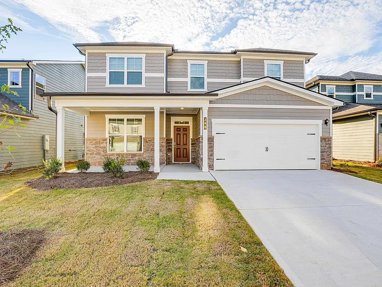 360 Caledonia Ct — Photo 2