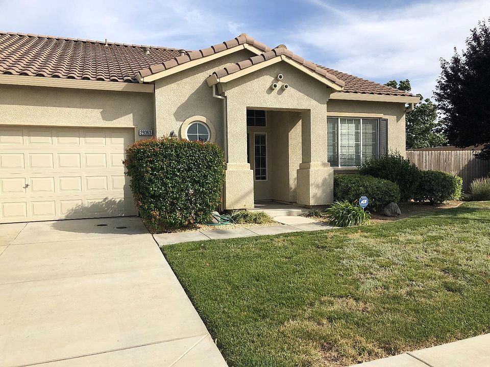 1st image of 29363 W Centinella Dr