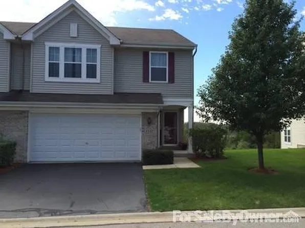 1337 Acorn Dr, Crest Hill, IL 60403