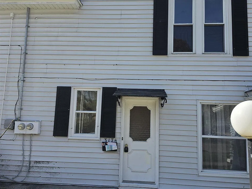 317 Holbrook St