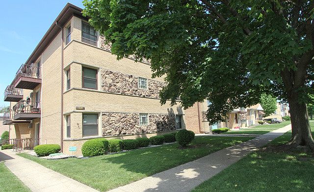 1st image of 2646 N 72nd Ct