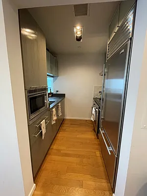 Rented by AKRENYC | media 27