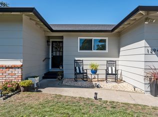 1294 Yokayo Court, Ukiah, CA 95482