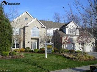 18999 Ballymore St, Strongsville, OH 44149