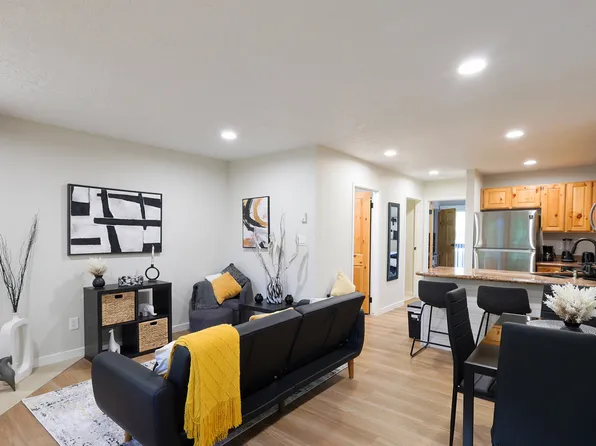 3615 N Wolf Lodge Dr #1401, Eden, UT 84310